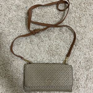 Tommy Hilfiger crossbody bag